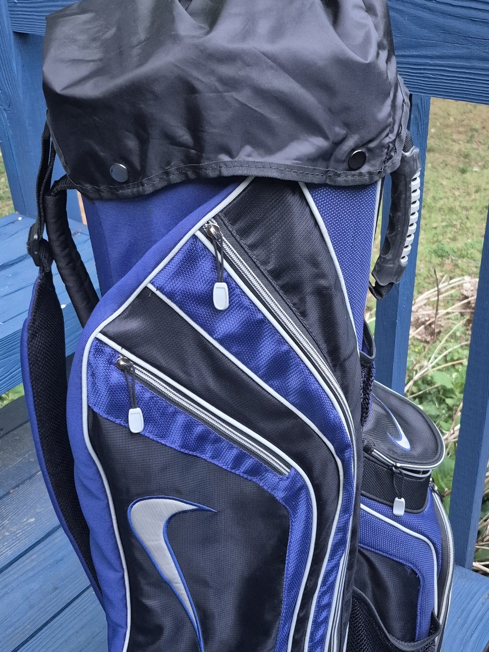 Men's Blue and Black Golf Bag